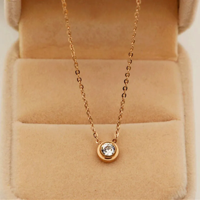 

Simple Cute Tiny Round Circle Crystal Pendant Necklace Stainless Steel Fashion Jewelry Women Classic Love Short Necklaces K0038
