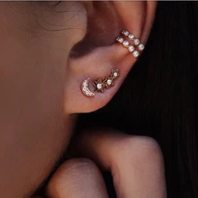 4 шт., винтажные серьги-гвоздики золотистого цвета со звездами и Луной для пирсинга, для женщин, смешанный дизайн, маленькие серьги-гвоздики с кристаллами, набор сережек-манжет
