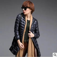 Европейский высокого качества новинка зимние теплые свет Белая куртка с утиным пухом женщин Тонкий с капюшоном длинный Большие размеры пуховая куртка пальто ae473