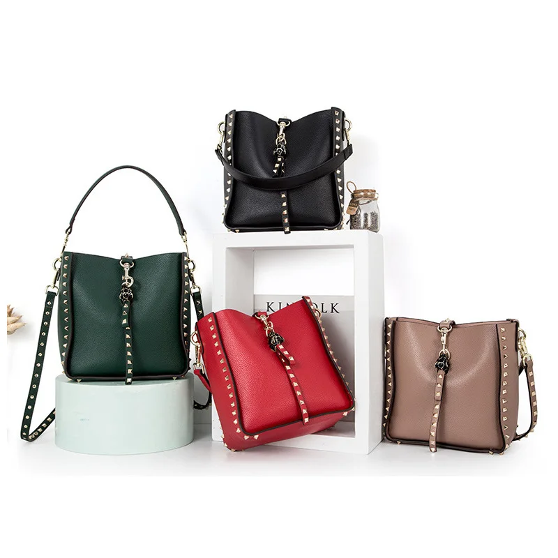 

2018 Rivet Bucket Handbags Women Genuine Leather Crossbody Shoulder Bags For Girls 4 Colors OL Tote Bags