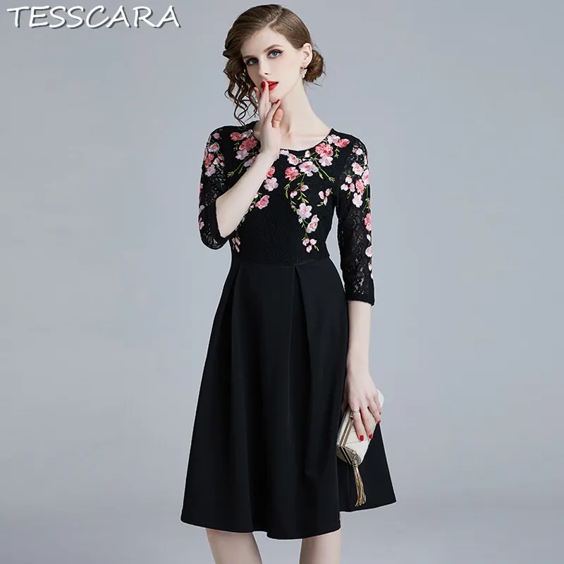 

TESSCARA Women Elegant Embroidery Floral Dress Festa Female High Quality Vintage Designer Vestidos Office Lady Party Robe Femme