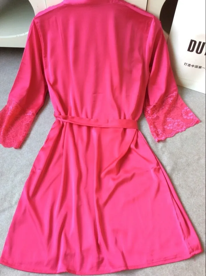 2388007542_1929359744