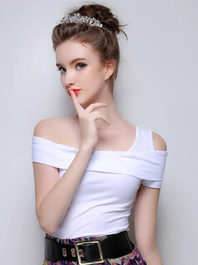 new design Fashion t shirt girl t shirt White One Shoulder Cold Sleeve