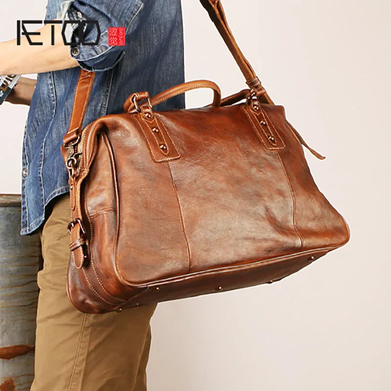 

AETOO Literary retro handmade color men's bag, men's leather travel bag, portable shoulder large capacity luggage bag