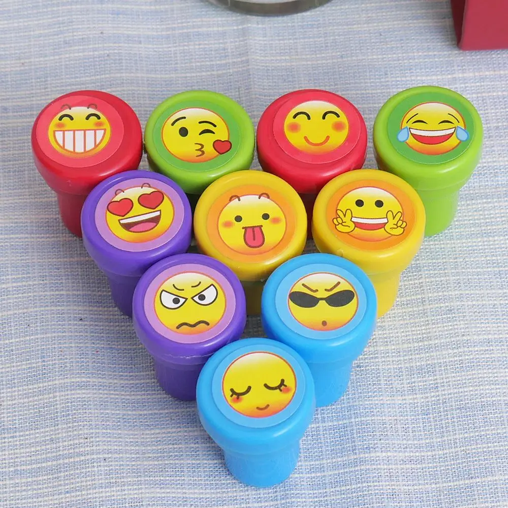

10pc/Lot Kids Cartoon Stamp Children Custom Plastic Rubber Self Inking Stampers Toys Children Student Gift Award Stationery Set