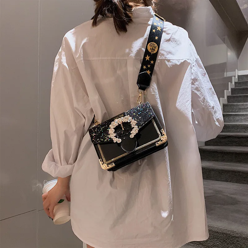 

2019 New Fashion Sequins Crossbody Shoulder Bags for Women Ring Stars Ladies Flap Mini Wild Messenger Feamle Luxury Handbag Bag