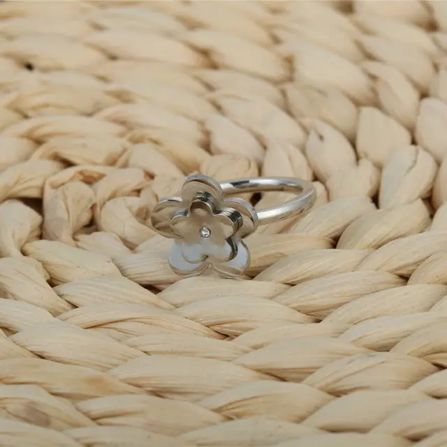 best gift for wedding girl