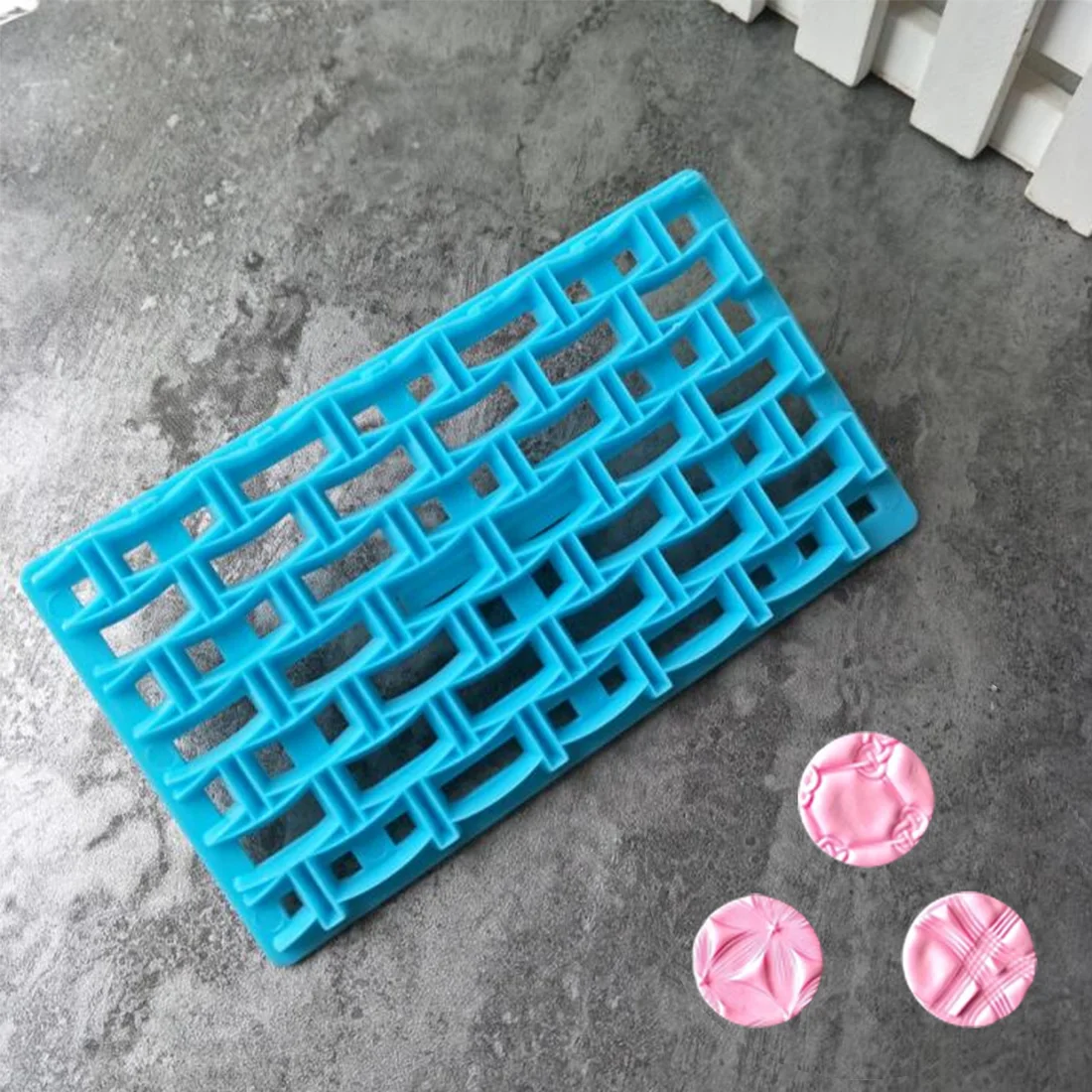 

Best sale Plastic Printing Biscuits Cake Cookies Cutter Fondant Lace Cake Decoration Petal Quilt Embosser Mold Cake Tools