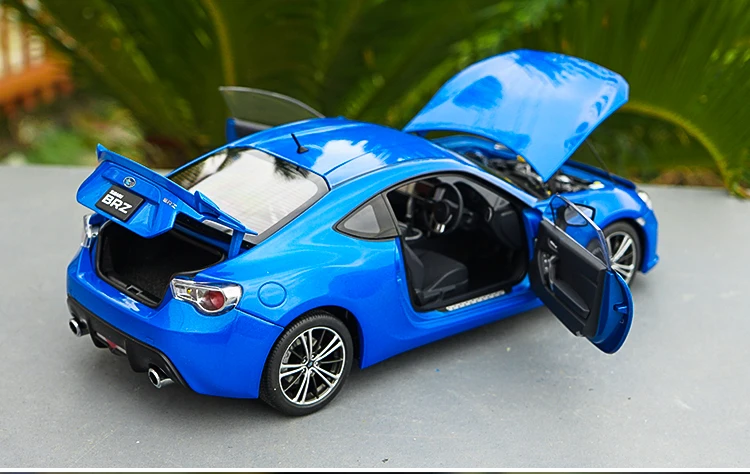 1:18 SUBARU BRZ GT86 усовершенствованная модель автомобиля из сплава литая под давлением металлическая модель игрушечного автомобиля игрушки для мальчиков Коллекция подарков