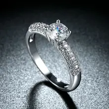 Cổ điển Và Lạ Mắt 18 k Trắng Vàng Round Shape Sáng Zircon Phụ Nữ Phụ Nữ Nhẫn Kỷ Niệm Đám Cưới Trang Sức Phụ Kiện Anillos(China)