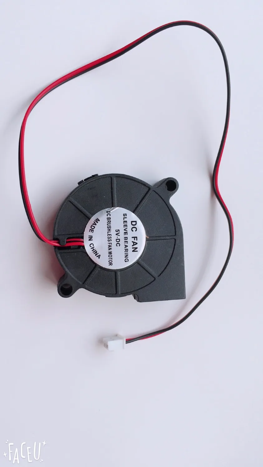 100 шт 5015 DC 5V 50MM x 15MM турбина Бесщеточный вентилятор охлаждения длина кабеля 20cm |