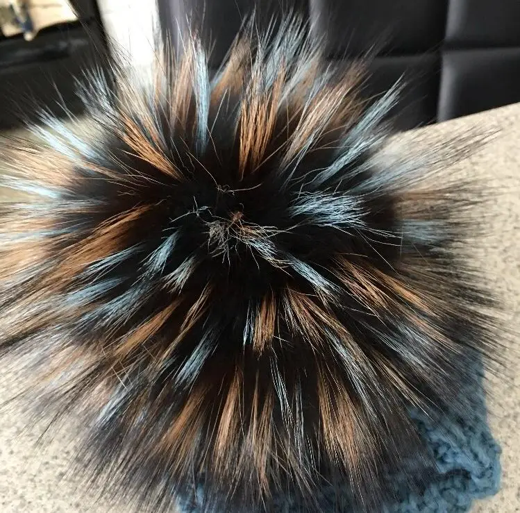 2019 New Color DIY Genuine Natural Raccoon Fur Pompom Multicolour Fur Pom Poms for Women Kids Beanie Hats Caps Big Size