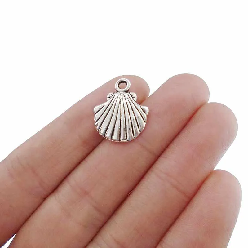 

30 x Tibetan Silver Beach Nautical Seashell Shell Scallop Charms Pendants Beads For DIY Jewelry Making Findings Accessories