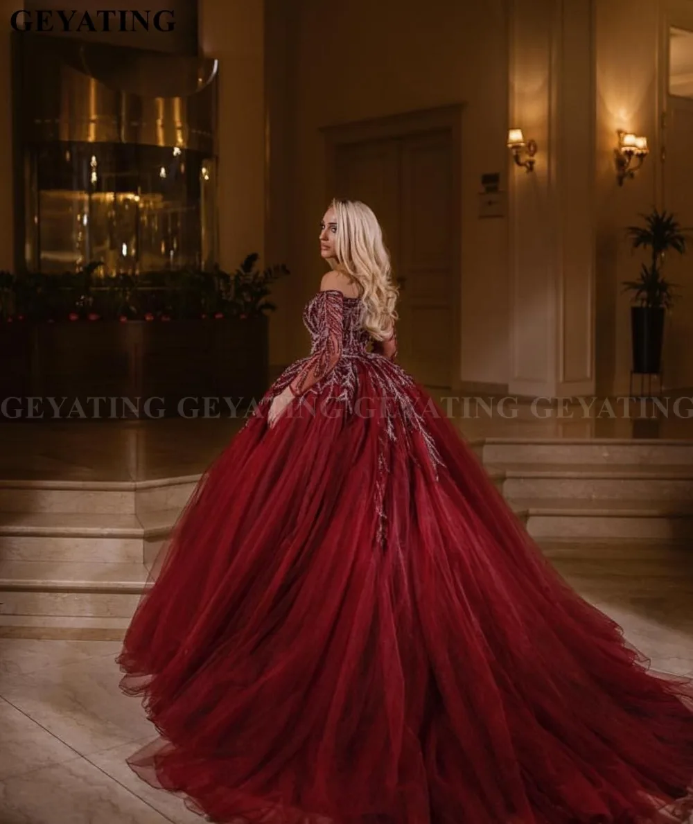 Elegant Off Shoulder Ball Gown Burgundy Arabic Dubai Evening Dress Long Sleeves Elegant Women Plus Size Prom Formal Dresses 2019