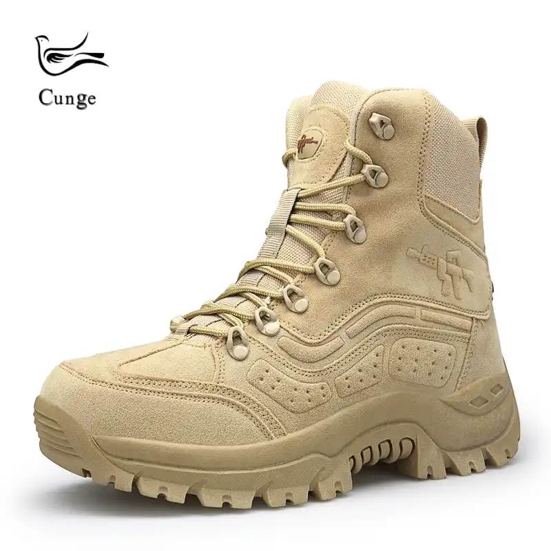 boots for desert trekking
