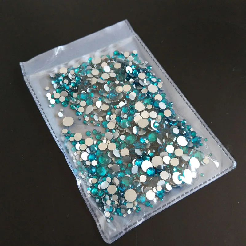Blue zircon3