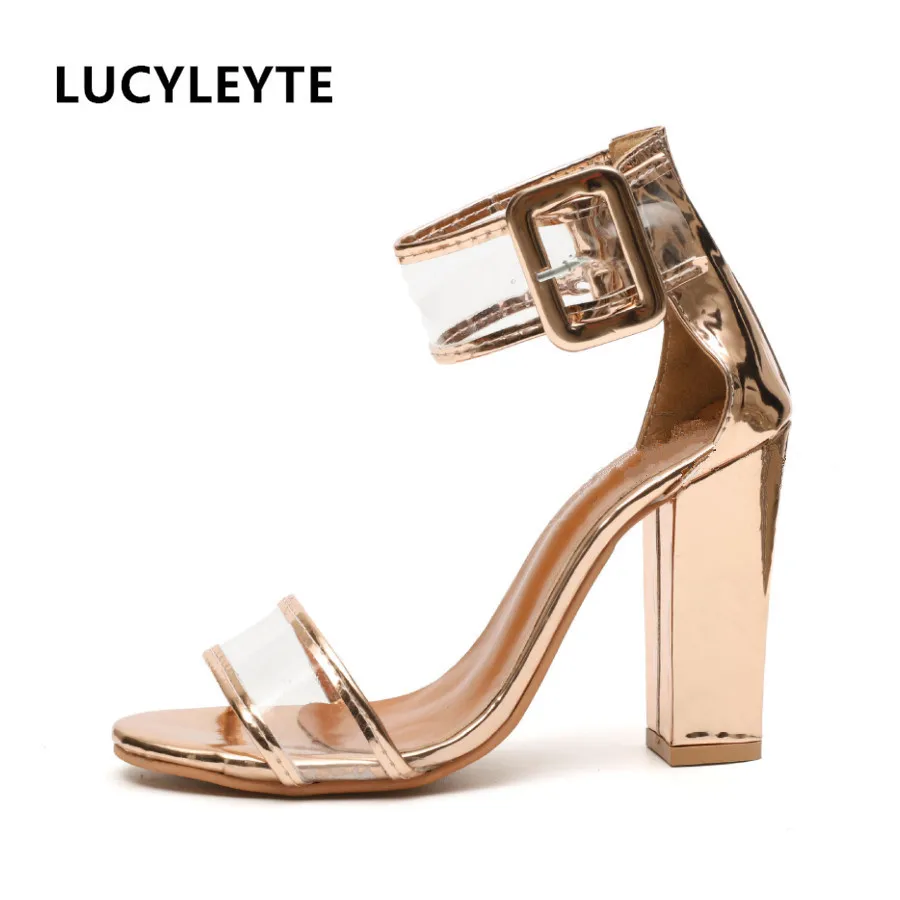 

Europe and the United States explosion models 2018 new hollow buckle heel sandals suede rubber bottom large size fashion shoes