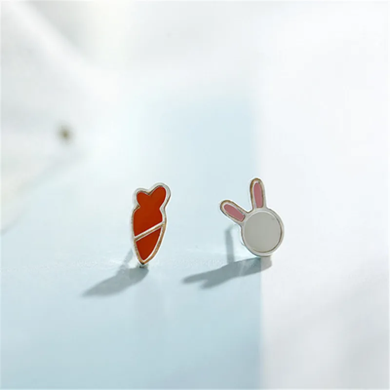 

Sterling silver earpins Asymmetric stud earrings carrots Animals rabbits Women's fashion jewelry wholesale