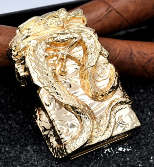 

watch video WCB 6 color ZORR brand Metal heavy armor gold 3D dragon king lighter
