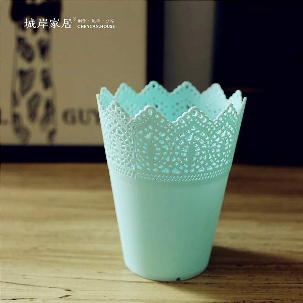 Floral Hollow Design Plastic Flower Vase For Wedding Decoration