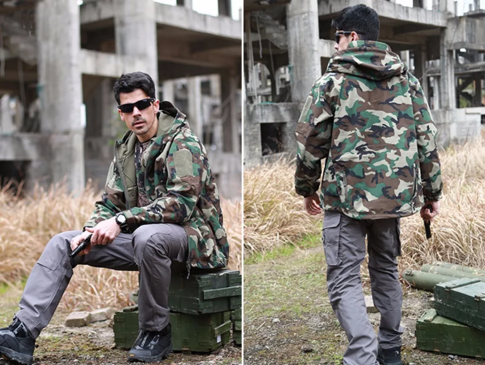 2014 Man New Camouflage Camping Skiing Outdoor Jacket Pant Army Softshell Trousers Plus Size Hiking Male Waterproof Suit wear