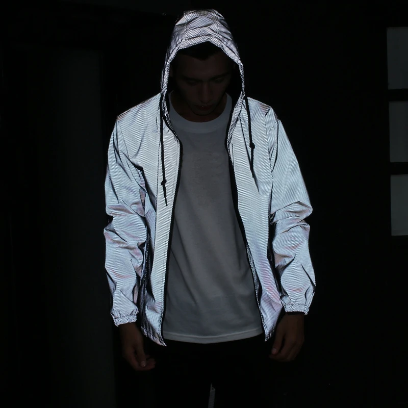 

Spring Autumn Men Loose Full Reflective Hooded Windbreaker Waterproof Jacket Male Casual Hip Hop Baseball Coats Plus Size 4XL