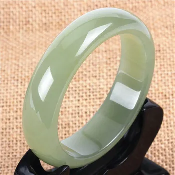

Genuine and Tian Yuqing natural jade bracelet a fine material female models natural jade bracelet natural jade bracelet