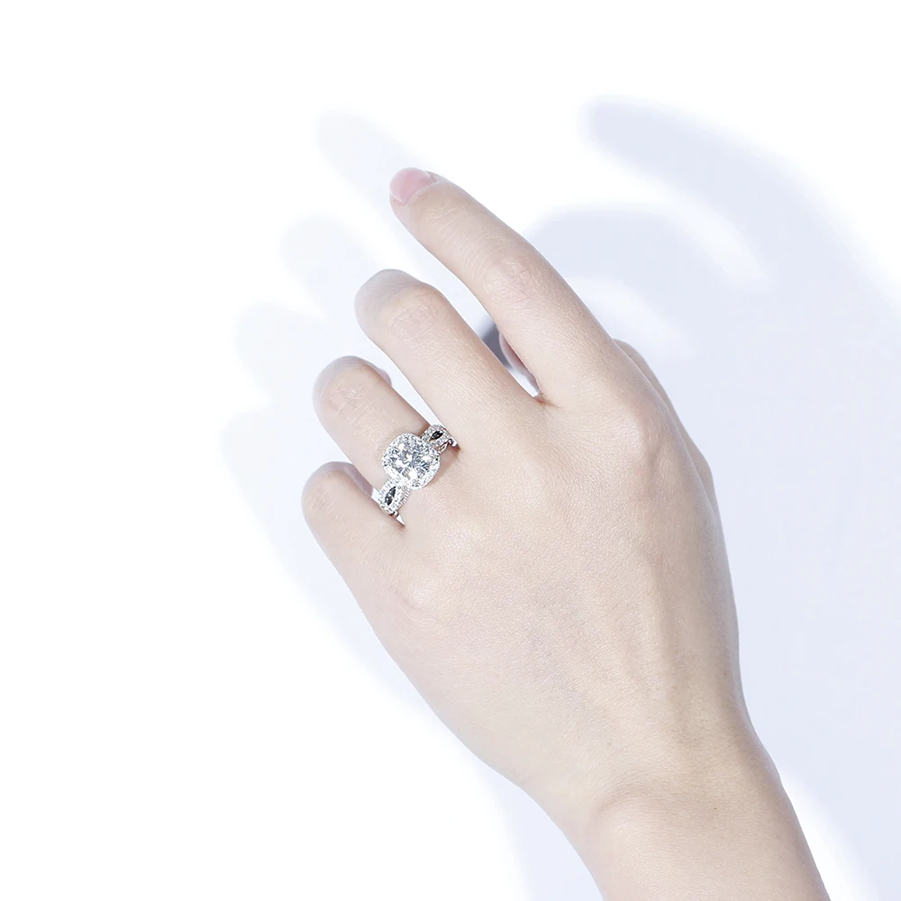 moissantie engagement ring (2)