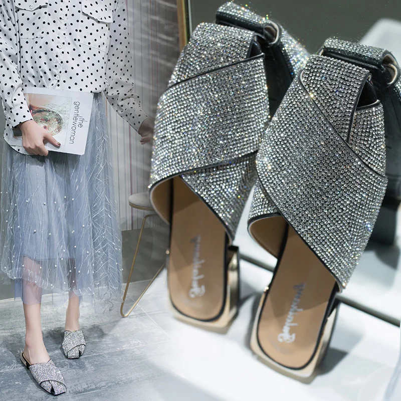 

Hot Summer slippers Shoes Woman 2019 flat wild single shoes rhinestone fashion hard toe shoe hollow sandals and slippers women