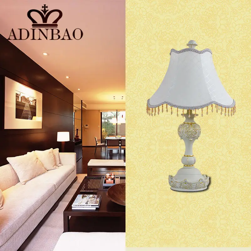 

Europea Fabric Table Lamp Decorative Resin Desk Lamp E27 Led Table Lamp For Living Room 8815-1T