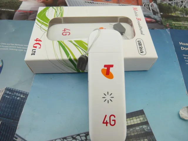 Unlocked-Original-ZTE-MF823-Wireless-4G-LTE-FDD-3G-Dongle-Modem-100Mbps-SIM-Card-Moblie-Phone (7).jpg