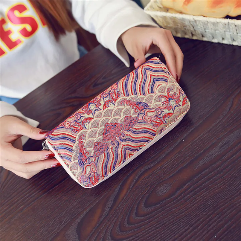 25 - LMM90422666_2019042202240891727