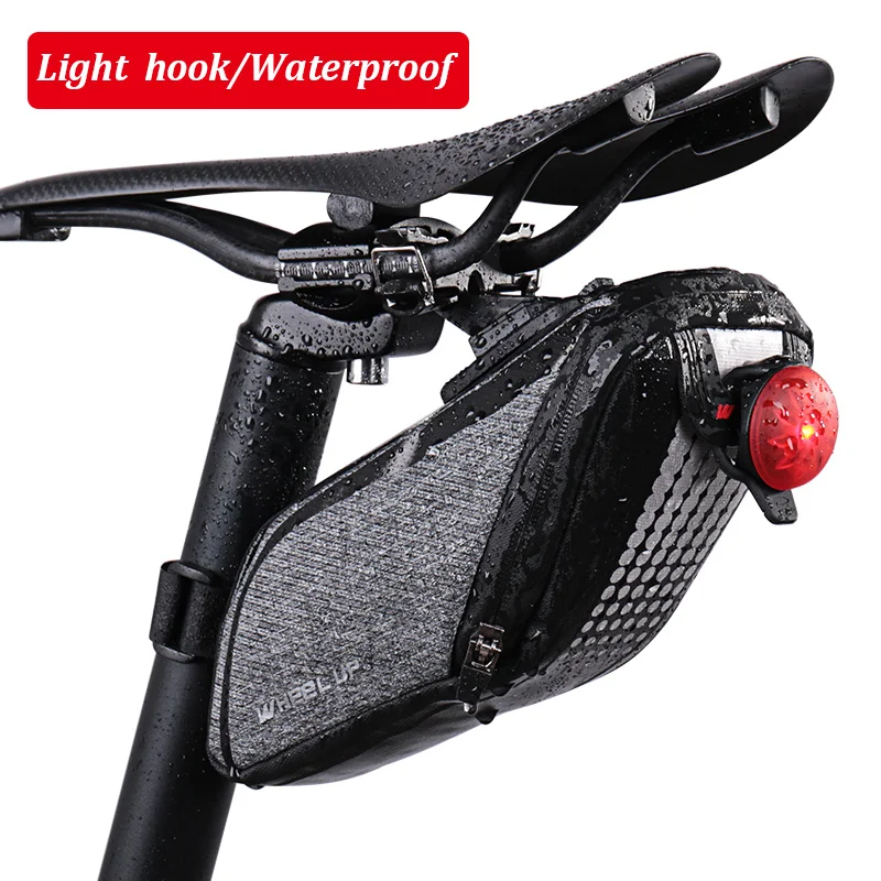 Bolsa Impermeable Para Sillín De Bici - Gran Capacidad (12L) Con Cintas Reflectantes | Negro