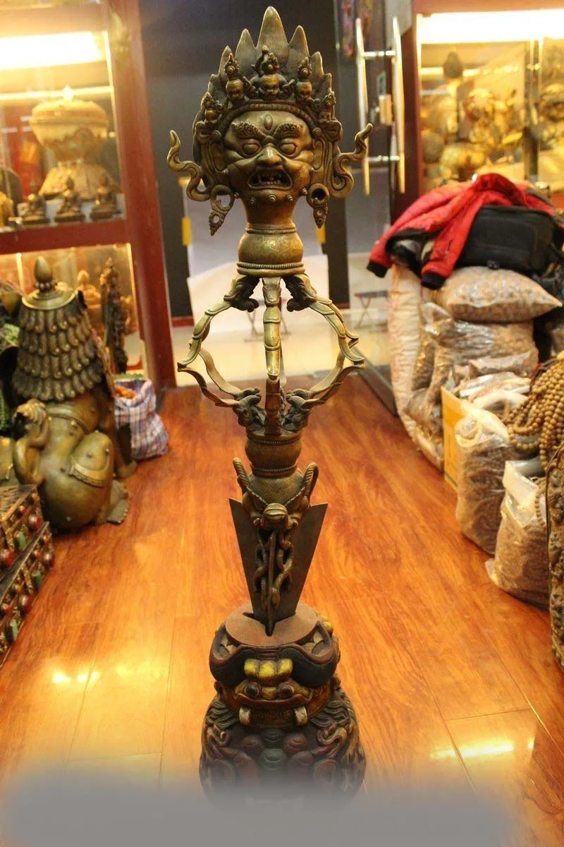 

Tibet Buddhist Vihara Bronze Mahakala Buddha Statue Vajra Pestle Talismans FaQi