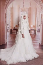 Top Quality High Neck Arabic Hijab Muslim Wedding Dresses with Long Sleeve New Appliques Lace White Bridal Gown PCT16