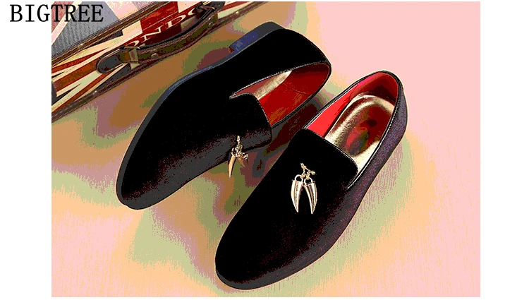 4674449398_903220607