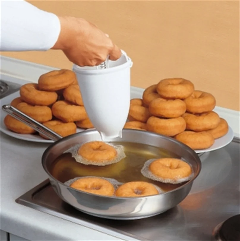 

2019 Plastic Donut Maker Donut Maker Frying Dispenser Donut Easy Easy Portable Arabic Donut Gadget Cake DIY Baking Tools