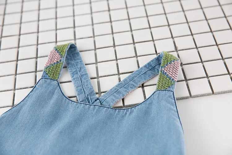10635389568_1322796149