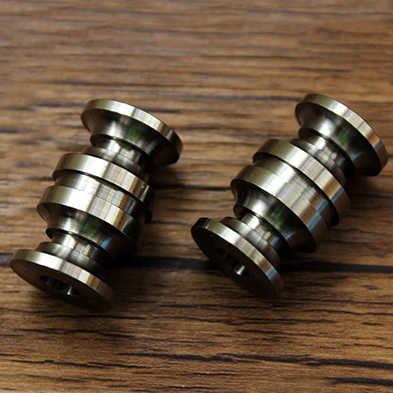 

1PCS Big Size Titanium Alloy Knife Beads Paracord Umbrella Rope Outdoor EDC Colorful Bead