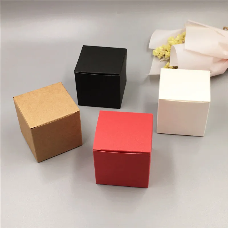 Подарочная коробка из крафтовой бумаги 5x5x5 см квадратной формы | Дом и сад