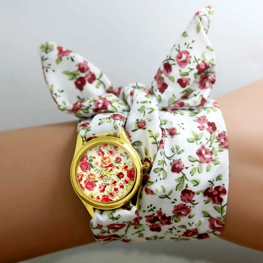 Shsby نمط جديد الحلو الشيفون النسيج ساعة سيدات الأزهار النساء اللباس الساعات الأزياء ساعة كوارتز السيدات زهرة القماش ساعة اليد