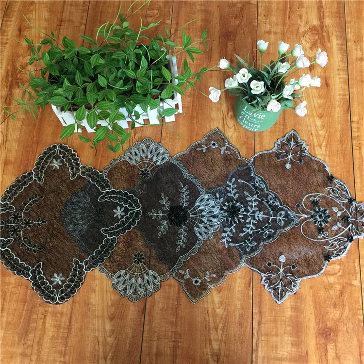 

27cm Embroidery Placemat Flower Place Mats Table Pad Party Dining Mat Cup Coaster Black Placemats Kitchen Table Cover RE15