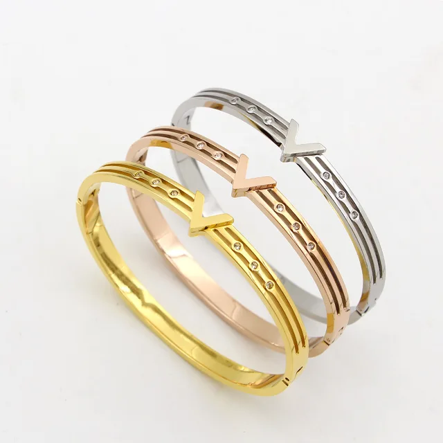 The New Hollow V Letter Dark Buckle Bracelet Trend Fashion Anium The New Hollow V Letter Dark Buckle Bracelet Trend Fashion Anium Steel Wild Accessories Tidal Women