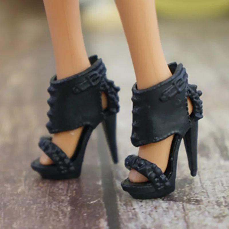 

New Original 1/6 Doll Accessories Fashion Barbi Sandals Slipper Black Shoes for Barbie Doll Shoes 1/6
