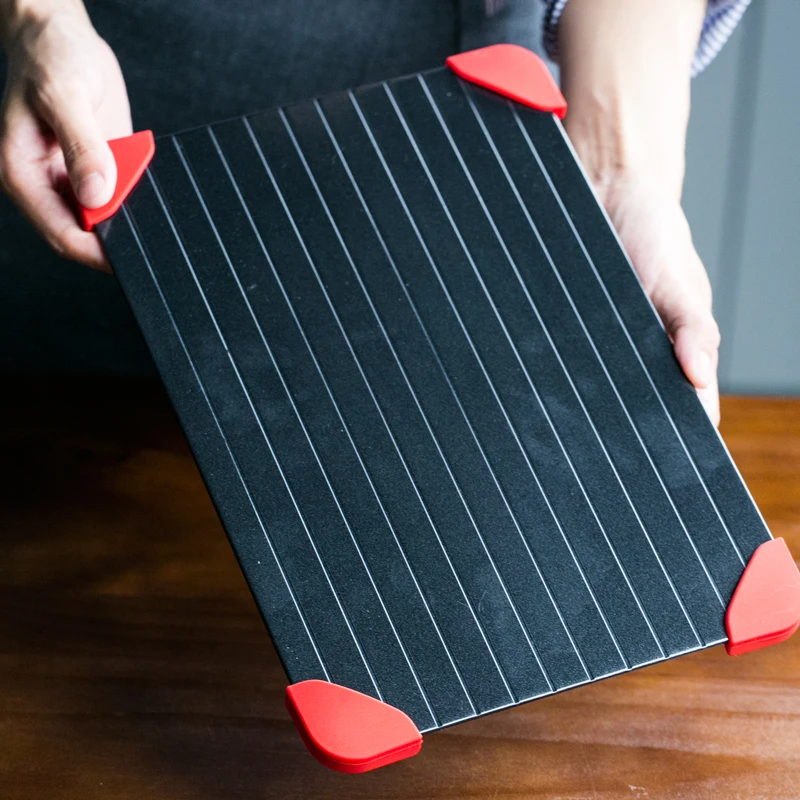 Magic Metal Plate Defrosting Tray Safe Fast Thawing Frozen Meat Defrost Kitchen Tool fast defrosting tray meat defroster