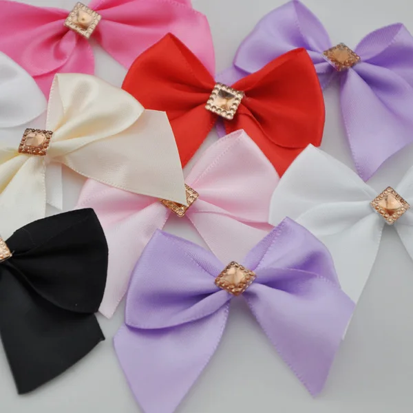 

40PC Ribbon Bows Flower the Rhinestone Appliques Sewing Craft Lots B229