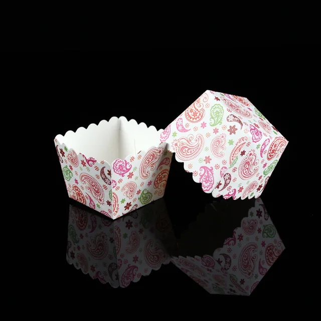100pcs/lot Beautiful Square Paper Cupcake Liners Baking Tools Muffin