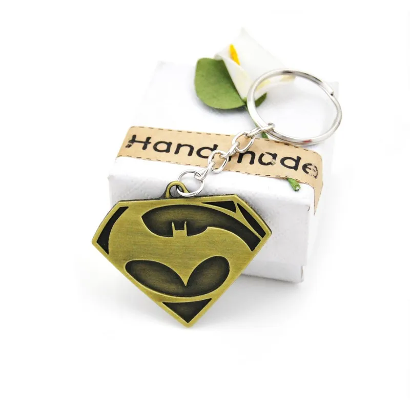 Поп креативный пользовательский брелок с Бэтменом кольцо Супермена супер герой брелок Аниме-брелок для ключей металлические баннеры на машину держатель мужской подарок Souveni