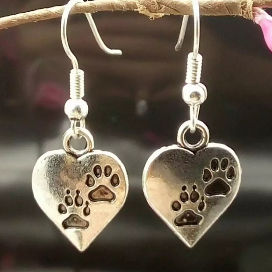 

HOT !!! Fashion Jewelry Earrings Dog Paw Prints Heart Charm Drop Earrings Pendant Tibetan silver for woman gift 31