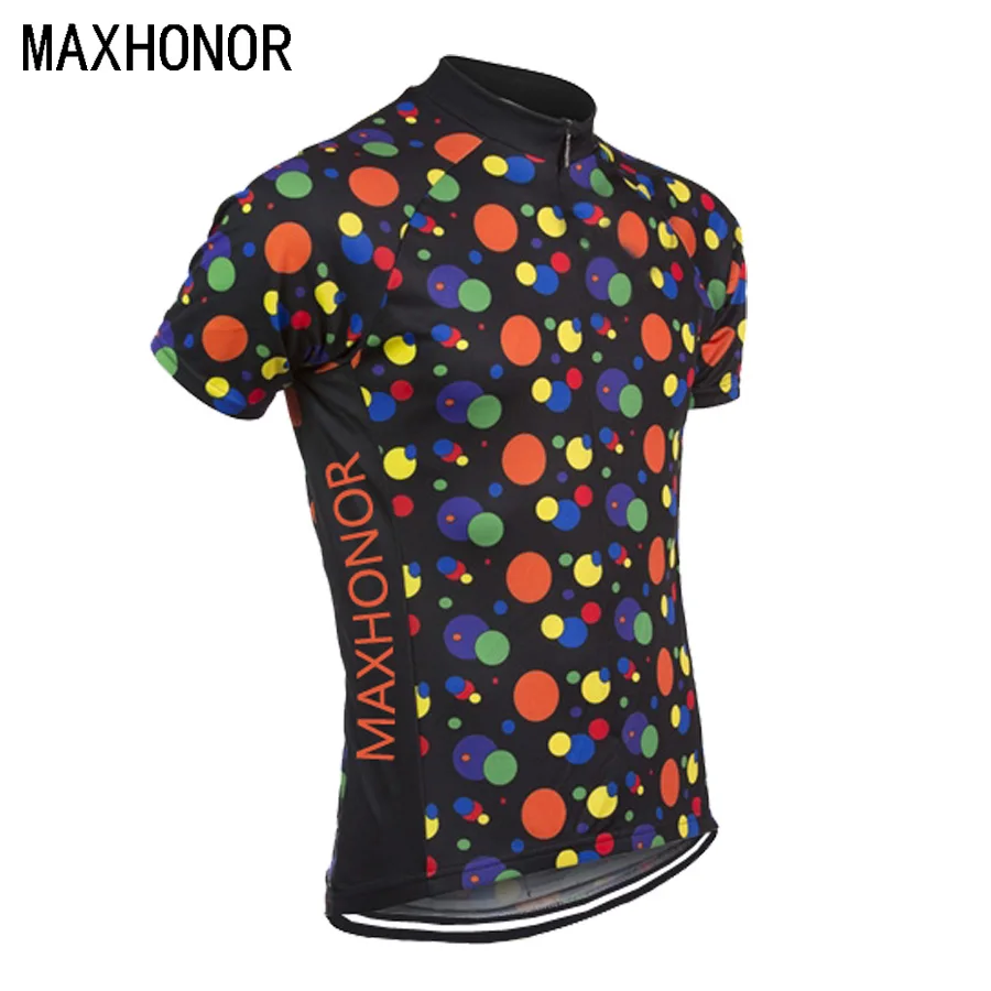 black and yellow cycling jersey